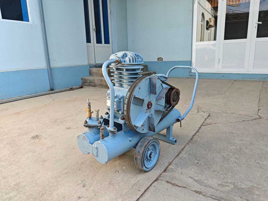 Компрессор 380волт б/у  ссср