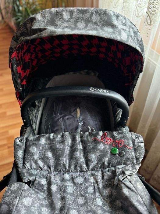 Carucior CYBEX  Priam Premium