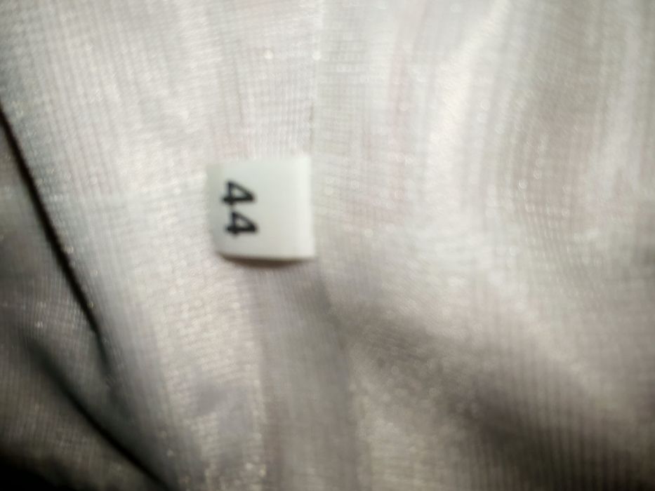 Rochie marimea 44,purtata o data impecabila.