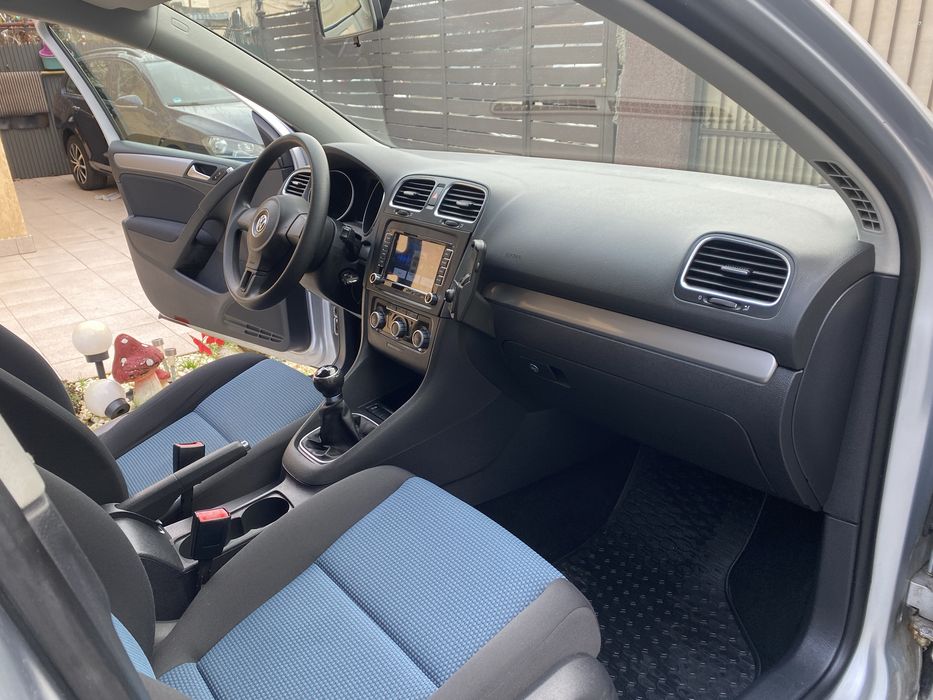 vw golf 6 model 2011  1.6 TDI euro5 import germania adus recent