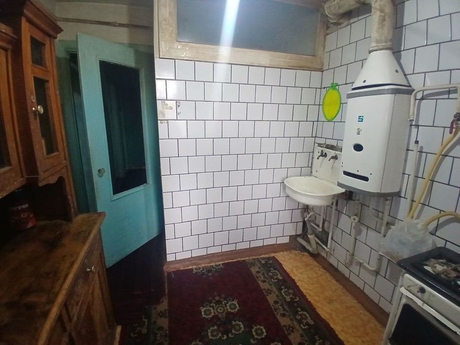 Samarqand shahar markazida uy sotiladi