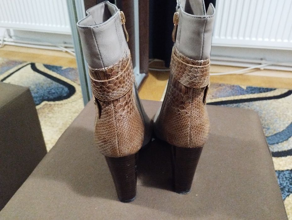 Ghete dama,in stare buna