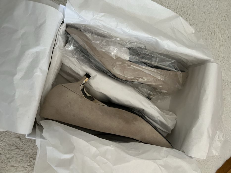 Обувки Furla, 39 номер, 4 см котешки ток