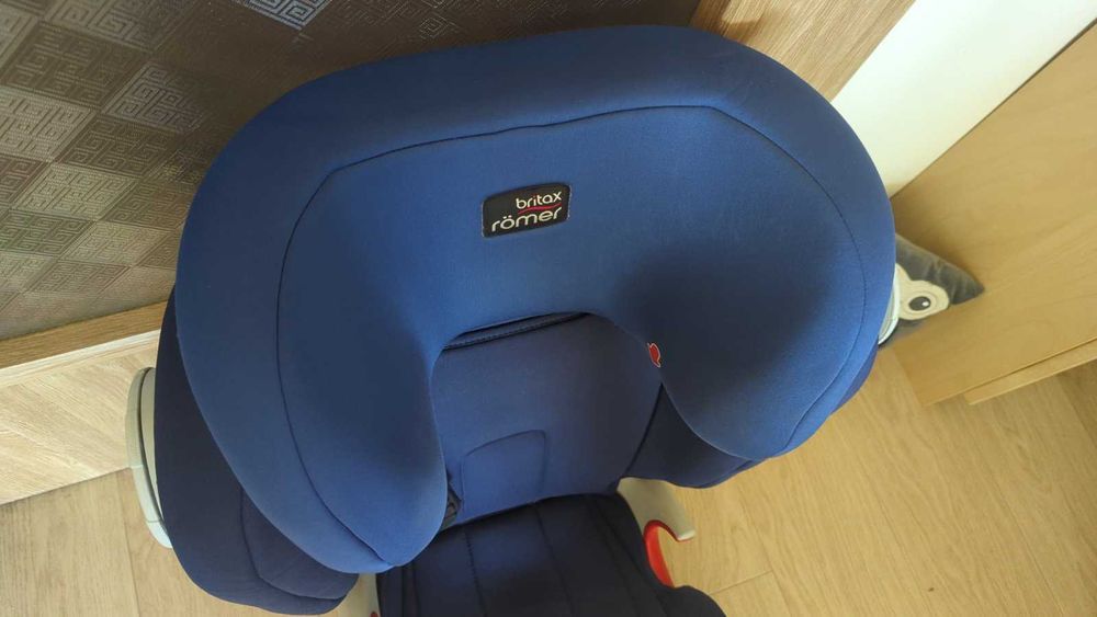 Столче за кола Römer KIDFIX XP SICT(3-12г) +Подложка/изпрана тапицерия