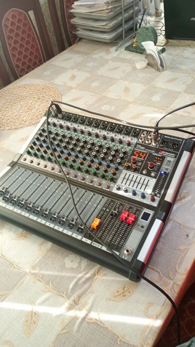 Продам Микшерный пульт