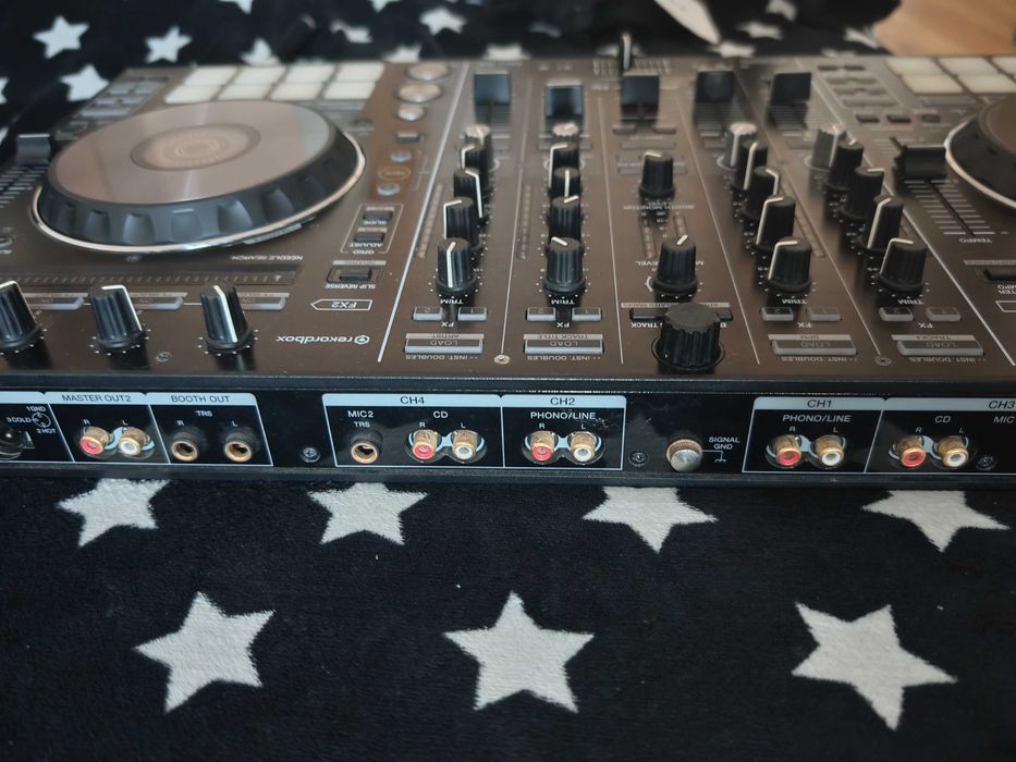 Consola Pioneer DDJ RX stare impecabila