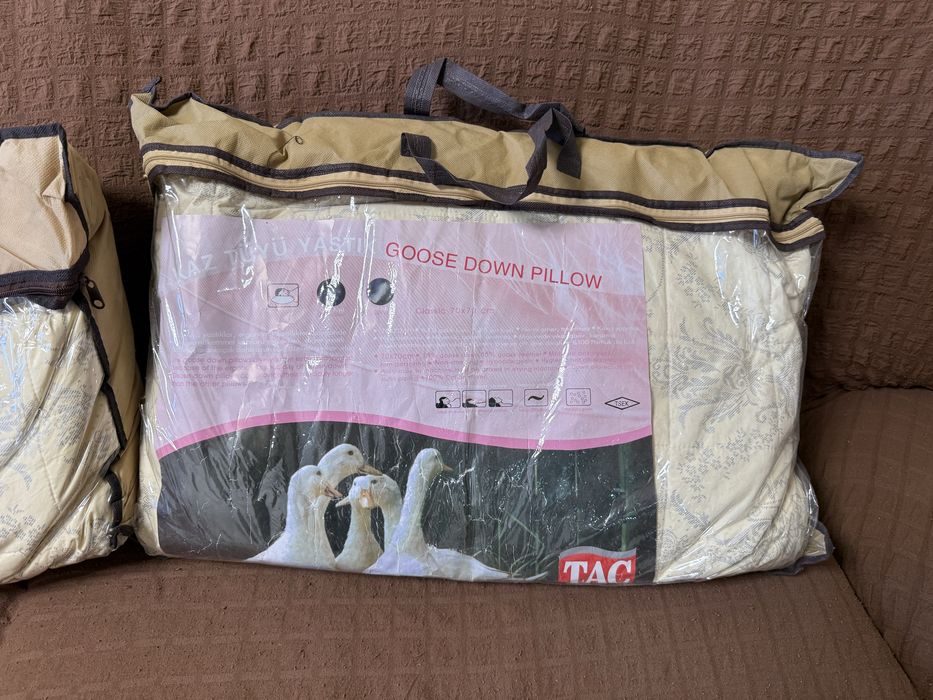 Пуховые подушки новые