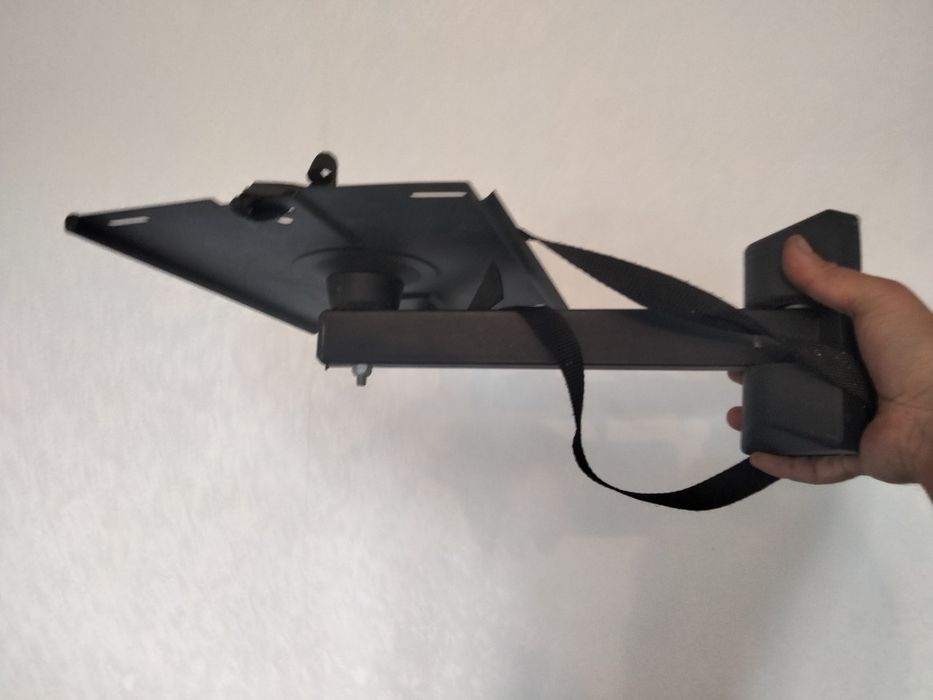 Продаю крепление кроштейнер для телевизора