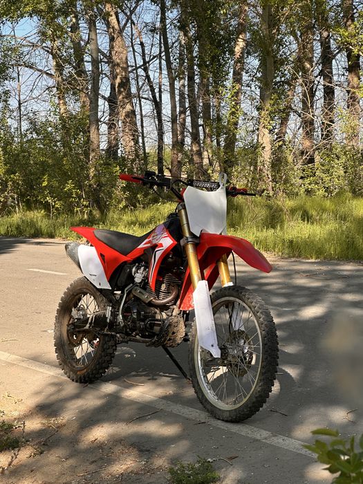 Мотоцикл Эндуро CQR 300cc 4v