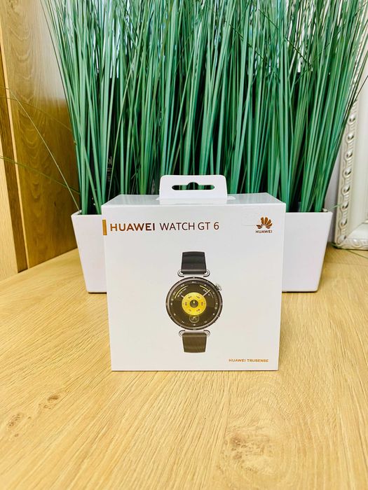 ЧИСТО НОВ !!! Huawei Watch GT 6, 41MM, Black Stainless Steel Case, Black Fluoroelastomer Strap