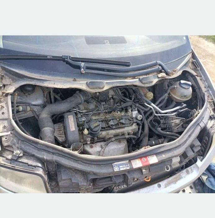 Piese : Audi A2 , 1.6 benzină FSI
