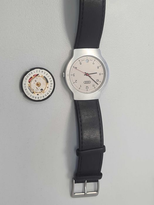 Часовник   audi retro
