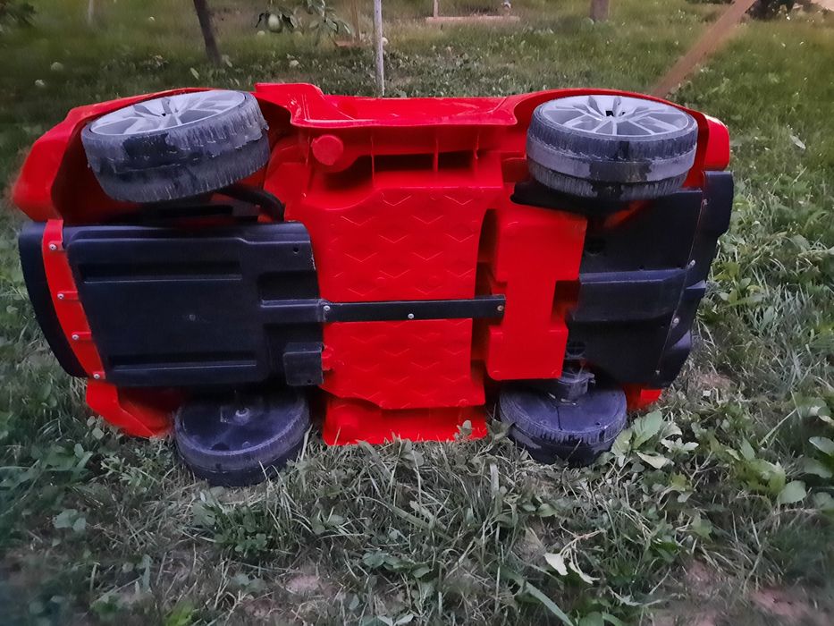 Срочно Детский машина. Отличном состояние.