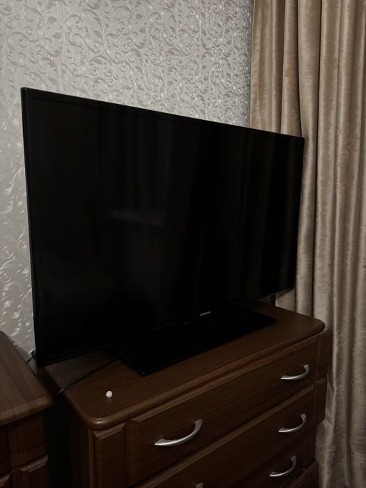 Телевизор SAMSUNG