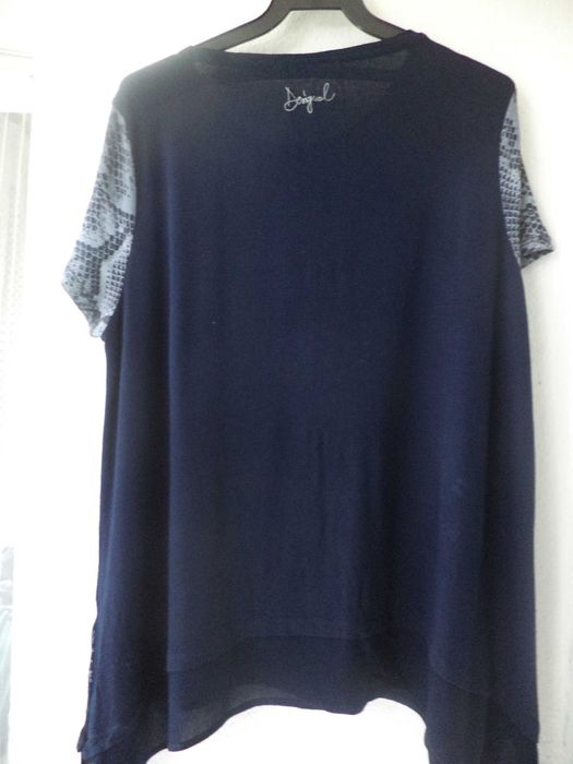 Блузи  DESIGUAL  размер  L ,XL