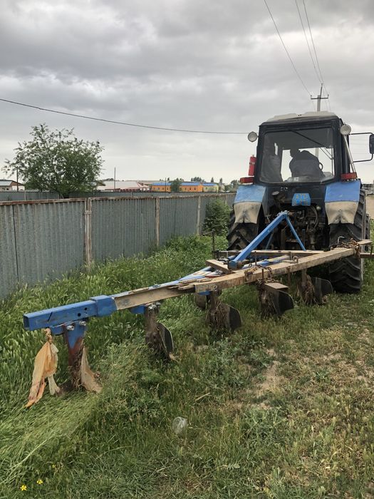 Трактор МТЗ-1221 в отличном состоянии