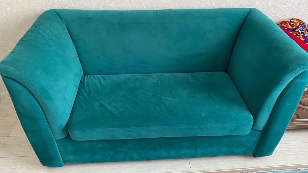 Компактный диванчик