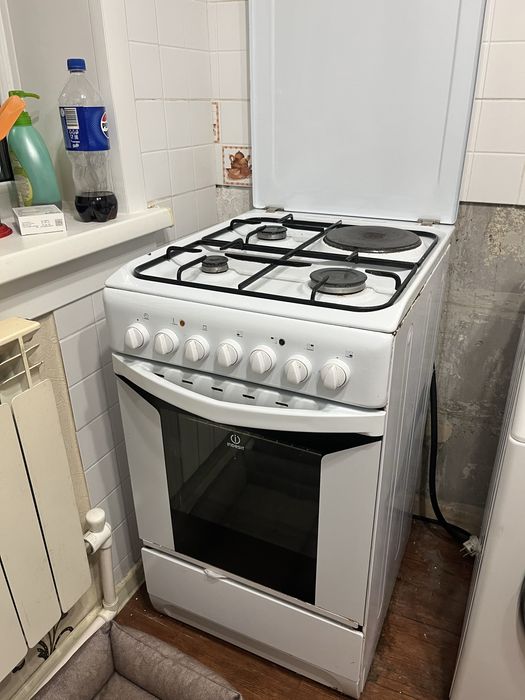 Продам плиту комбинированную.