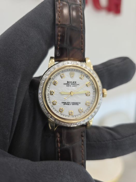 Женские Ролексы в стиле классика с бриллиантами