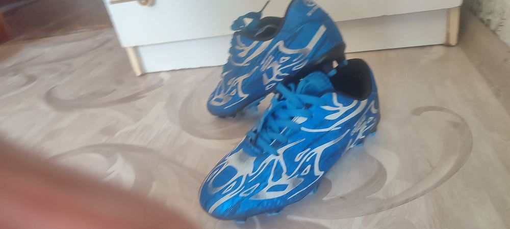 Продам бутсы б/у