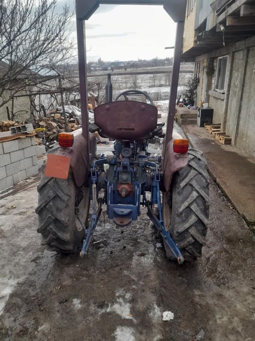 Tractor de vanzare