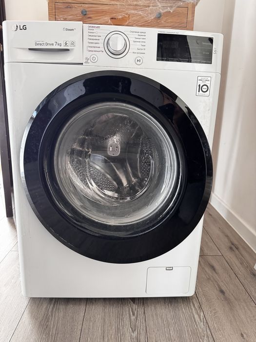 Продам стиральную машину LG 2024г 7кг