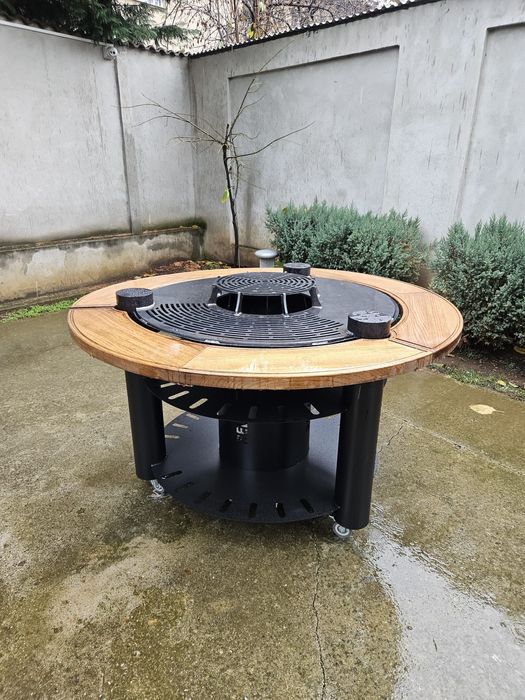 Gratar rotund cu plită