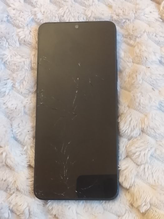 Продавам телефон redmi 14c