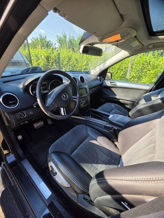 Mercedes Benz ML350 3.5