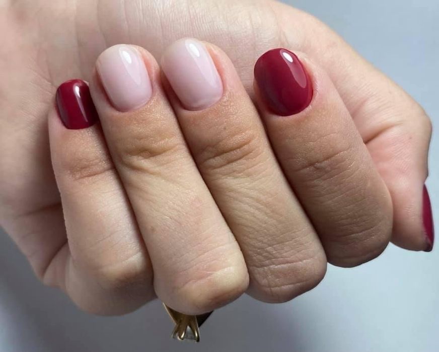 Aplic unghii cu gel/semi