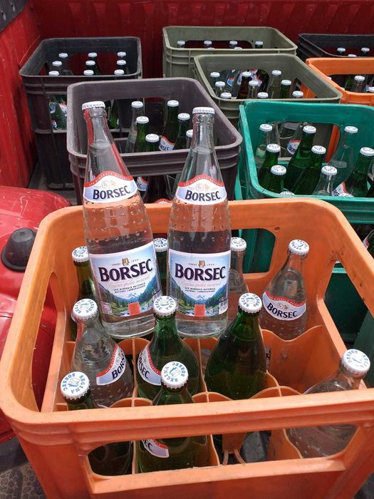 Naveta apa minerala 1L