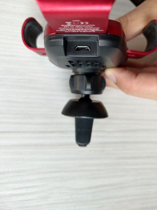 Încărcător de mașină wireless Baseus