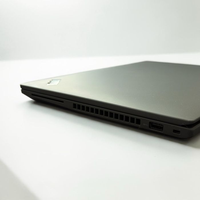 14’ FHD+IPS 500nits/i7-1360p/Thinkpad P14s g4/Nvidia RTX A500/32GB LPDDR5x/512GB SSD/Гаранция