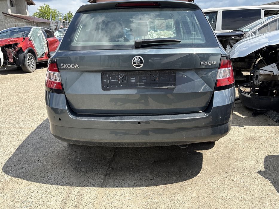 Bara spate skoda fabia 3 break