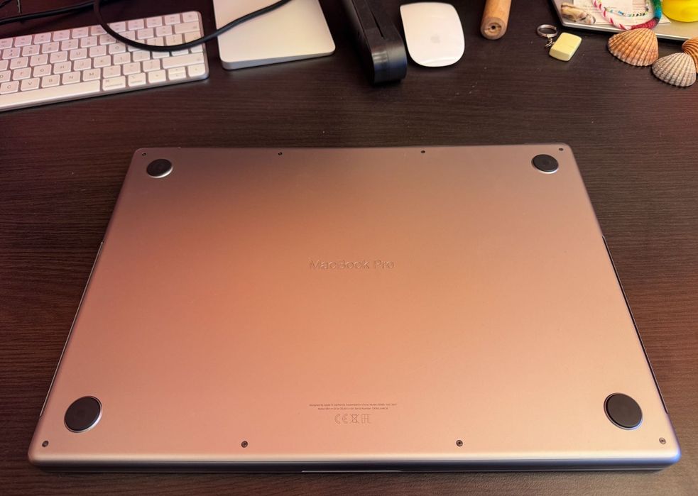 MacBook Pro 16 inch Apple M1 Pro 32 GB 2021 купуван 2022 512 GB