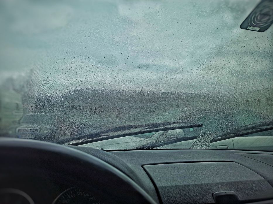 Универсални пръскалки / дюзи за чистачки тип мъгла.