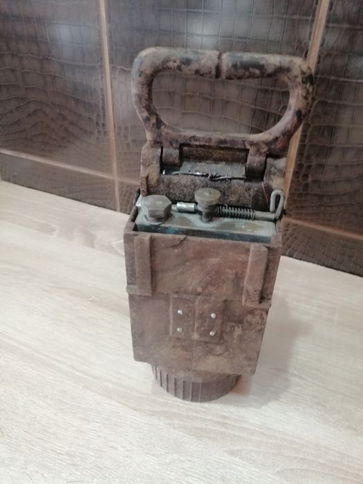 Lampa militara germana cu carbid