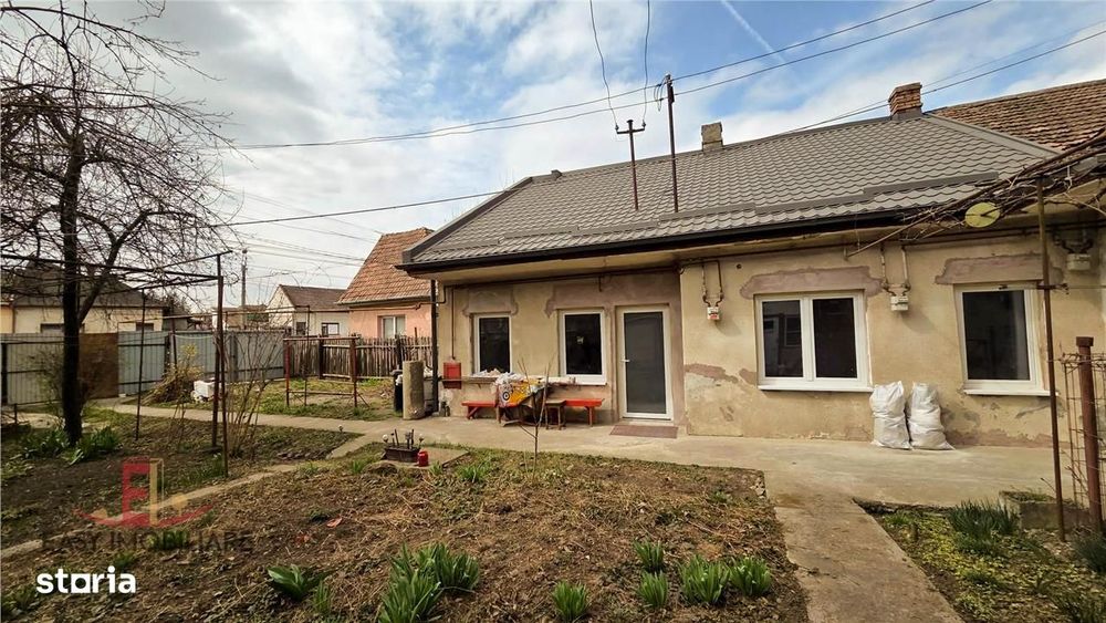 Casa de vanzare, Central, 65mp,  Zona 0, curte, Targu Mures