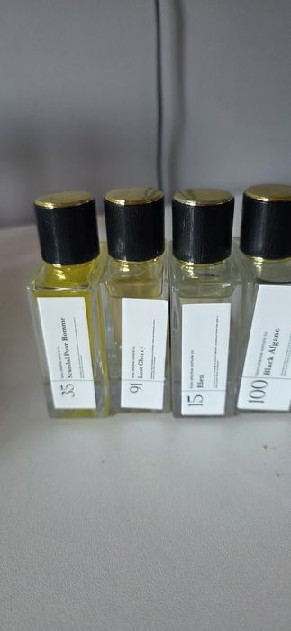 8 parfumuri Esteban