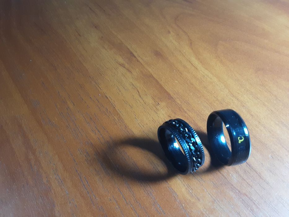 Продам новые брелки