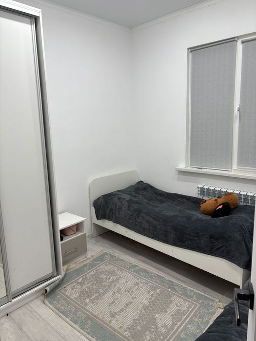 Дом в микрорайон Қарлығаш.