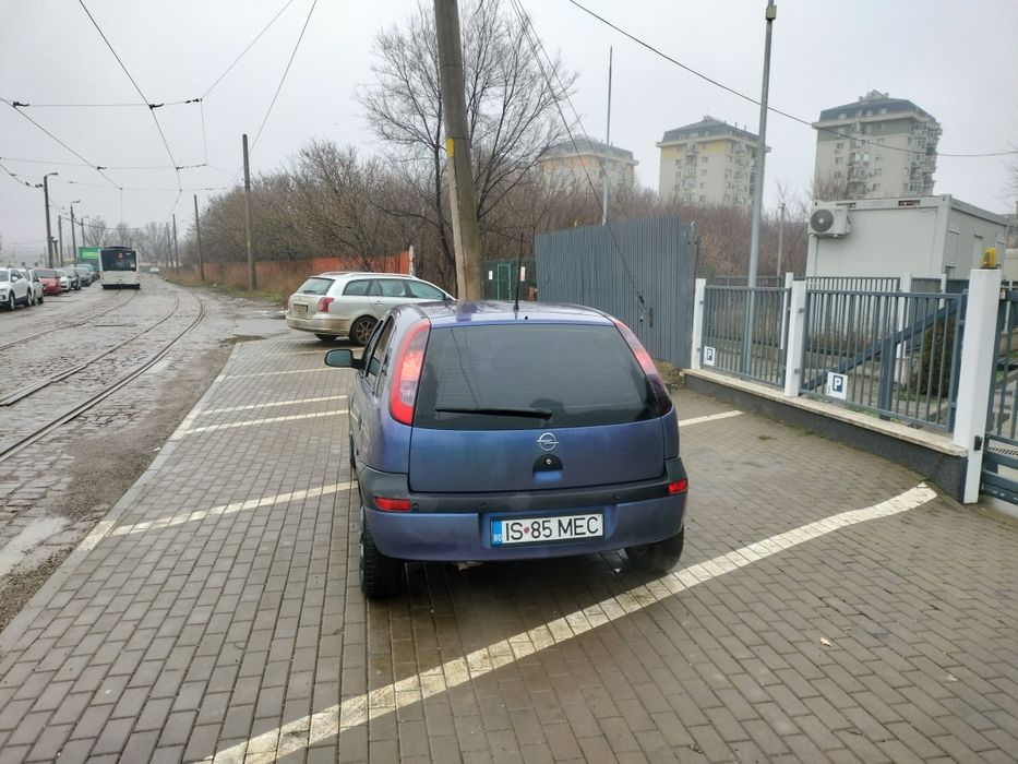 Opel corsa C 2001