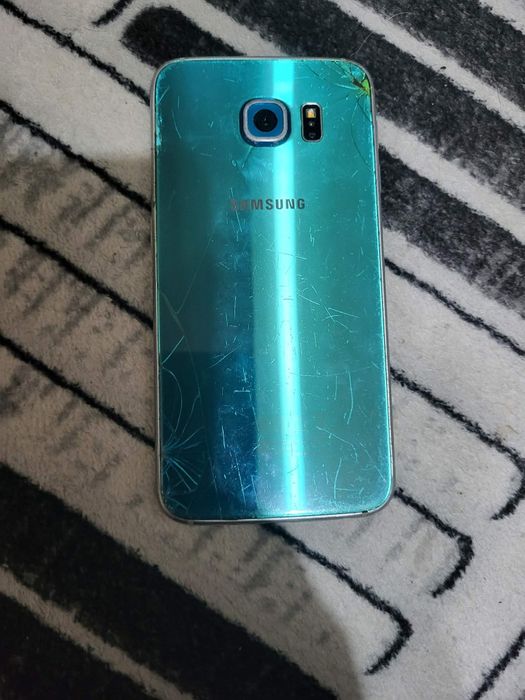 Vând Samsung s6 fisurat