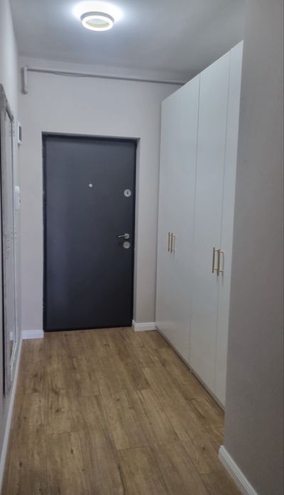 Inchiriez apartament apahida