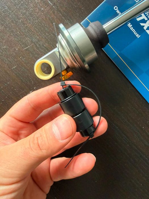 Shock Ohlins TTX22 M.2 Coil NOU 250x75