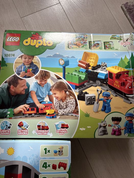 Set 3 cutii Lego Duplo: tren / gara, pod, extensii sine