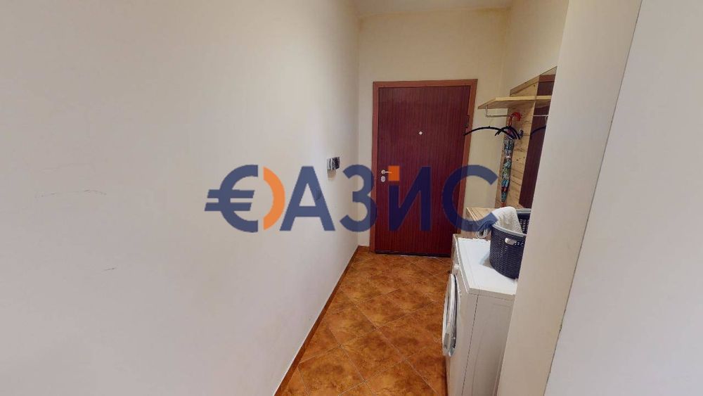 Продава се Тристаен апартамент в Поморие - 106 кв.м за 1557 €/кв.м - Снимка #11