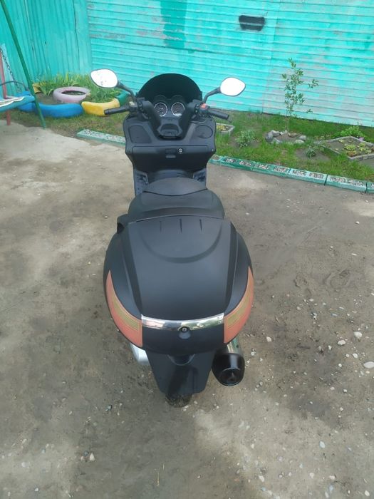 Продам макси скутер