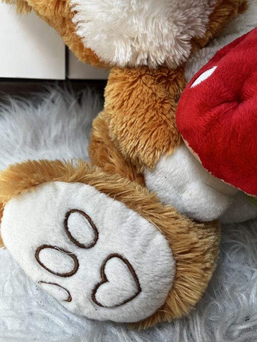 Продавам плюшена играчка - лисичка