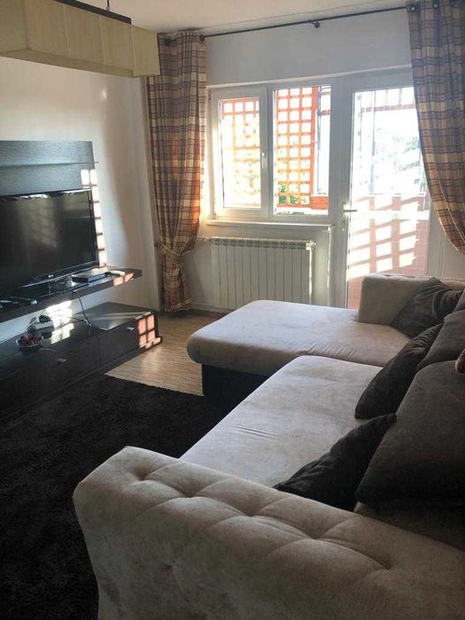 Proprietar, închiriez ap. 3 camere decomandat în Complexul Studentesc